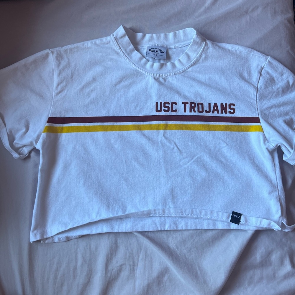 ❌SOLD❌USC hype and vice cropped shirt